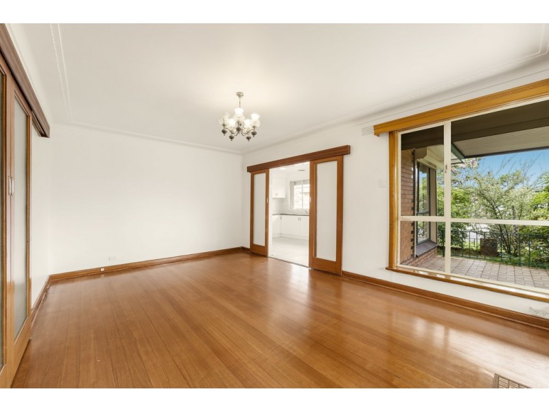 2 Green Avenue, Kingsbury VIC 3083