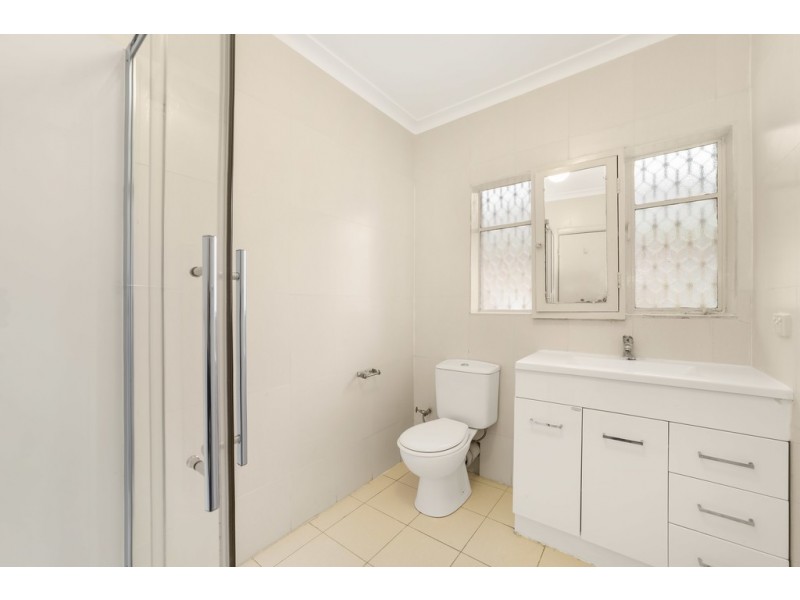 2 Green Avenue, Kingsbury VIC 3083