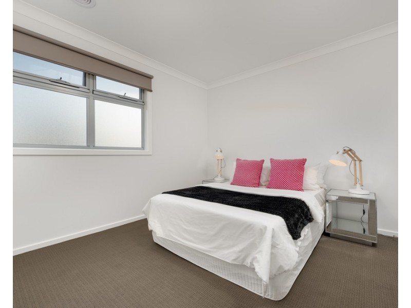 1/5 Cambridge Way, Bundoora VIC 3083