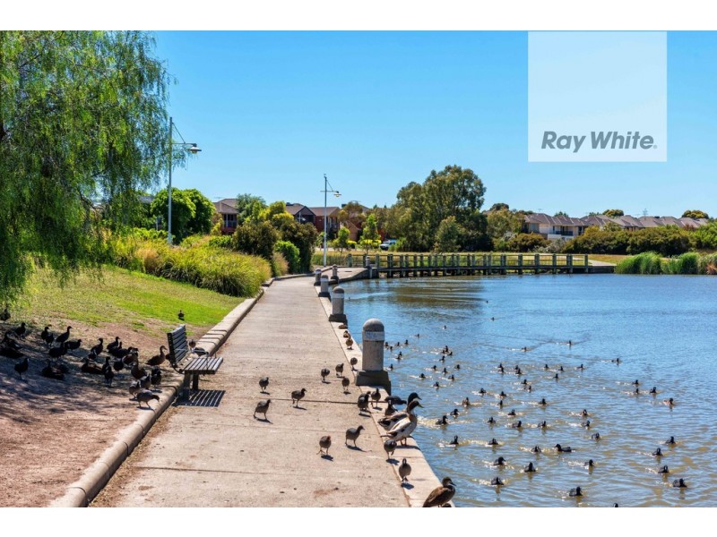 48 Lamour Avenue, South Morang VIC 3752