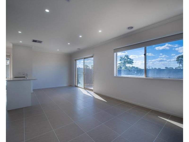 55 Blackcurrant Circuit, Mernda VIC 3754