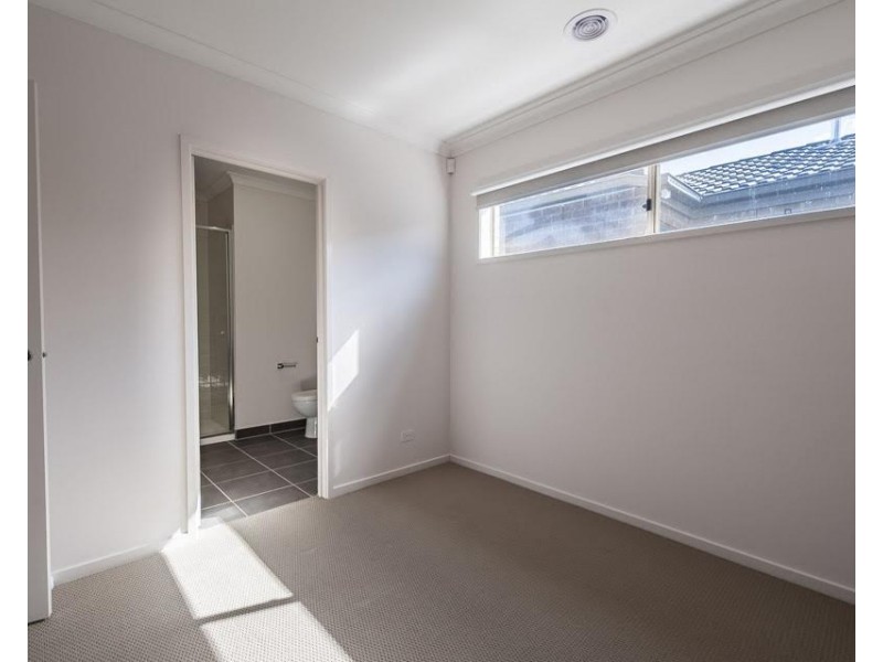 55 Blackcurrant Circuit, Mernda VIC 3754