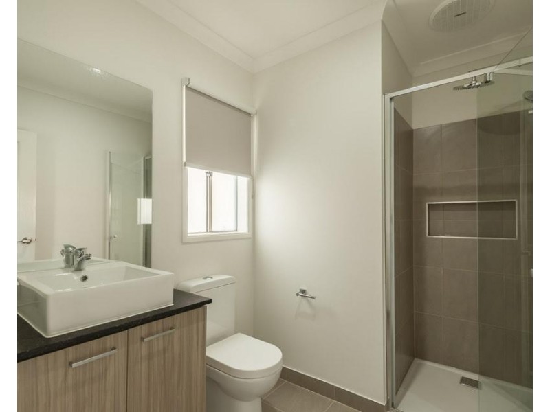 37 Blackcurrant Circuit, Mernda VIC 3754