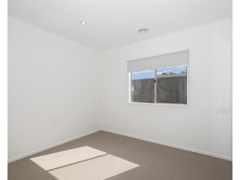 37 Blackcurrant Circuit, Mernda VIC 3754