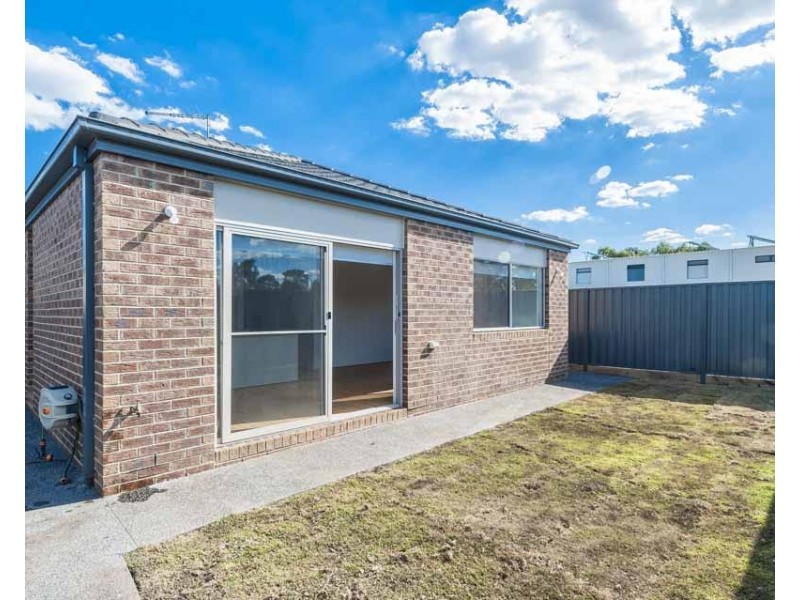37 Blackcurrant Circuit, Mernda VIC 3754