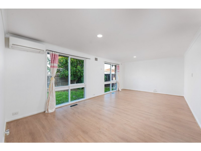 32 Mill Park Drive, Mill Park VIC 3082