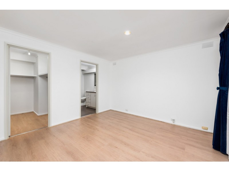 32 Mill Park Drive, Mill Park VIC 3082