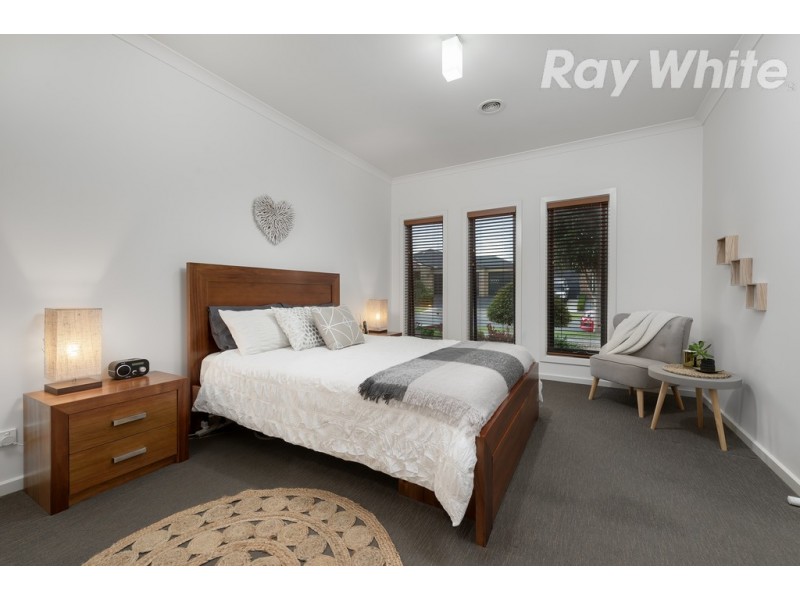 6 Sargood Drive, South Morang VIC 3752