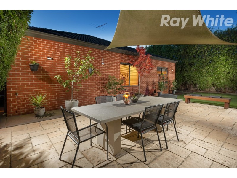 6 Sargood Drive, South Morang VIC 3752