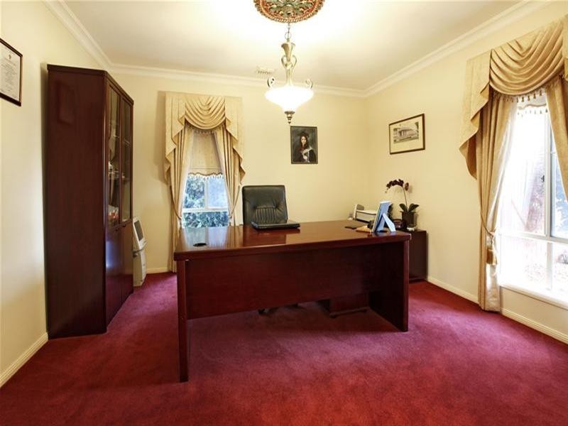 10 Zelkova Terrace, Bundoora VIC 3083