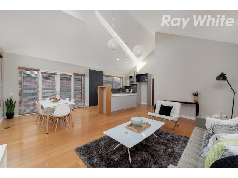 43 Astair Avenue, South Morang VIC 3752