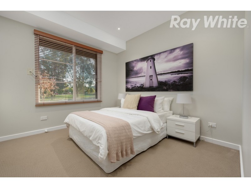 43 Astair Avenue, South Morang VIC 3752