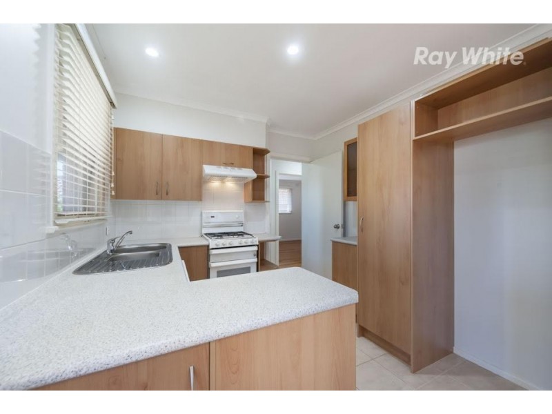 25 Sharpes Road, Watsonia North VIC 3087