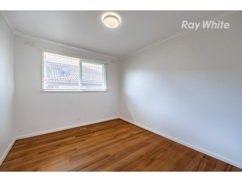 25 Sharpes Road, Watsonia North VIC 3087