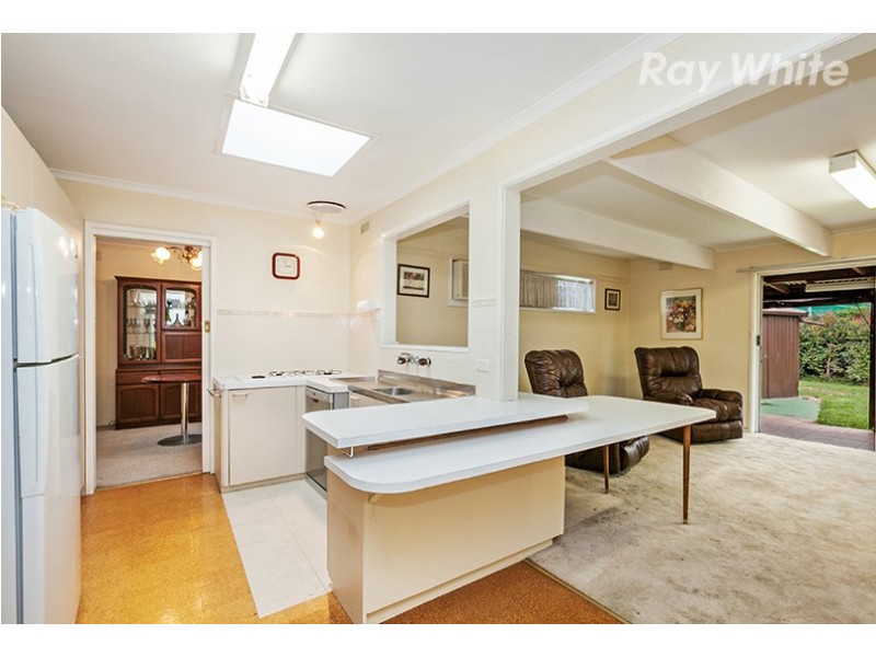 27 Leeanne Crescent, Bundoora VIC 3083