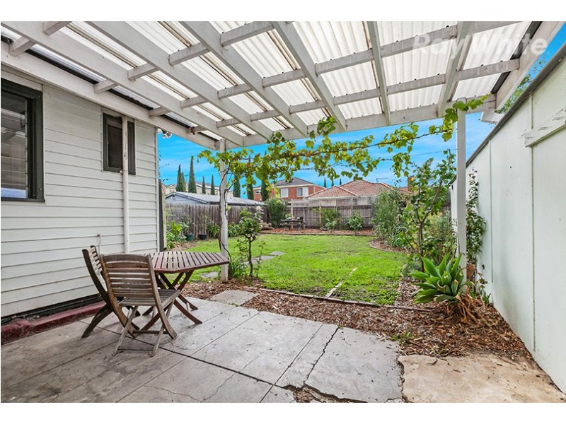124 Scott Grove, Kingsbury VIC 3083