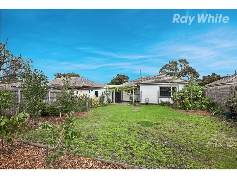 124 Scott Grove, Kingsbury VIC 3083
