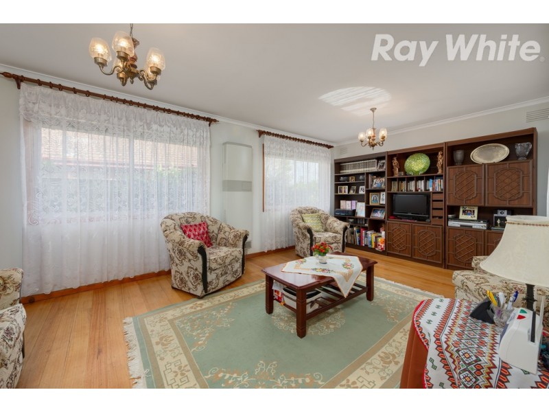 28 Oakwood Road, Albanvale VIC 3021