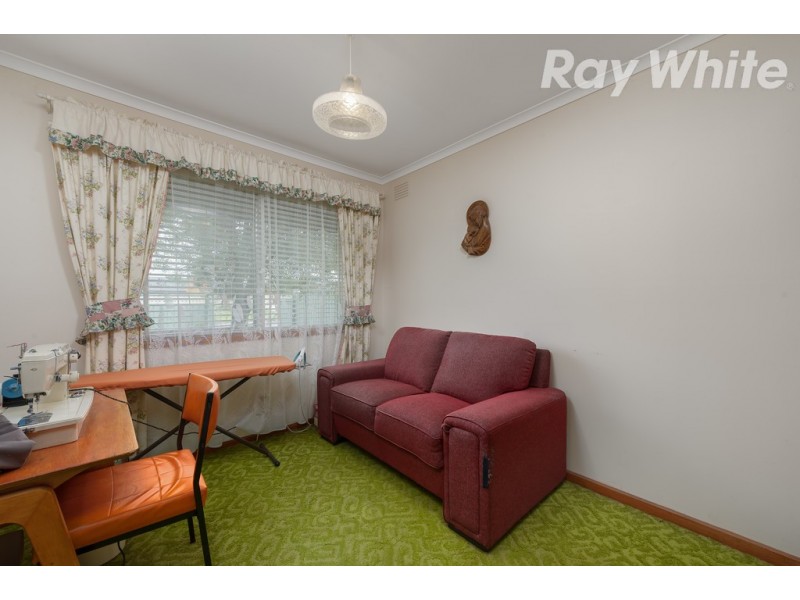 28 Oakwood Road, Albanvale VIC 3021