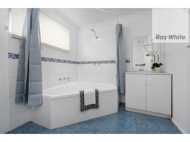 3 Currawong Avenue, Lalor VIC 3075