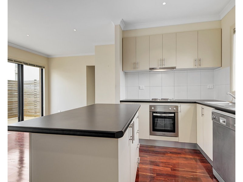 21/15 Mcewan Road, Heidelberg Heights VIC 3081