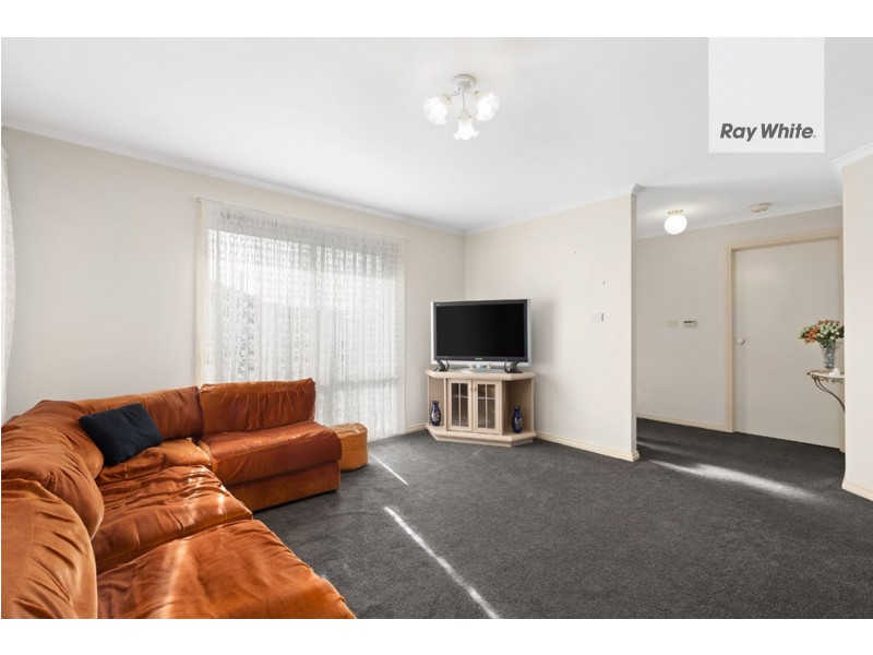 2/4 Chenies Street, Reservoir VIC 3073