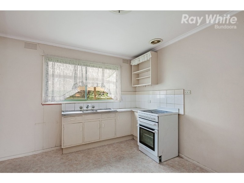 36 Flag Street, Kingsbury VIC 3083
