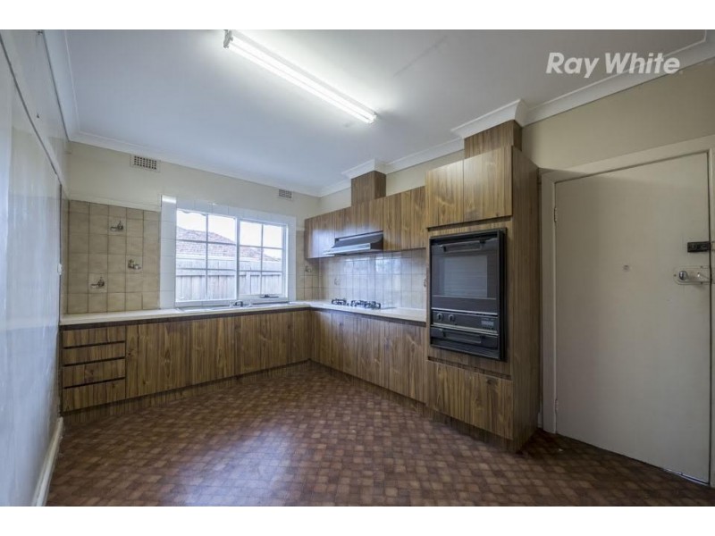 33 Shand Road, Reservoir VIC 3073