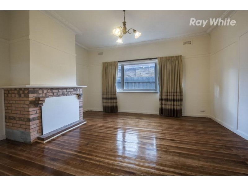 33 Shand Road, Reservoir VIC 3073