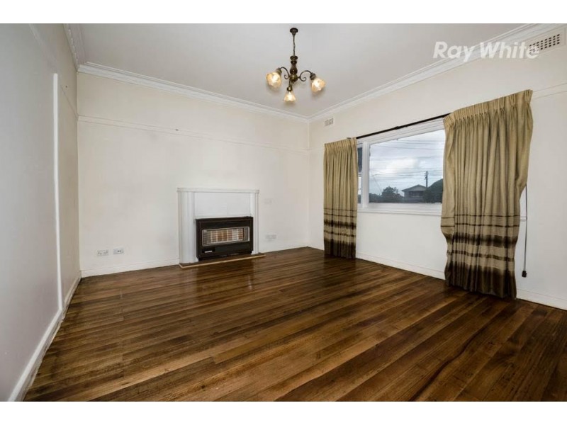 33 Shand Road, Reservoir VIC 3073