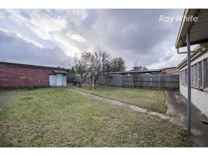 33 Shand Road, Reservoir VIC 3073