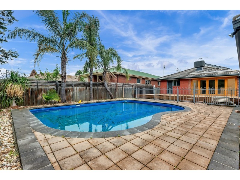 13 Josef Avenue, Bundoora VIC 3083