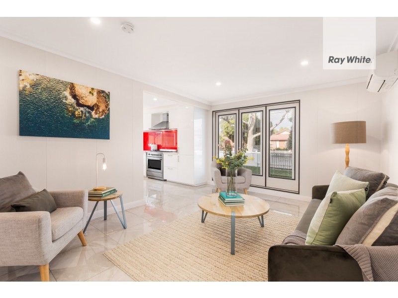 8 Cabernet Crescent, Bundoora VIC 3083