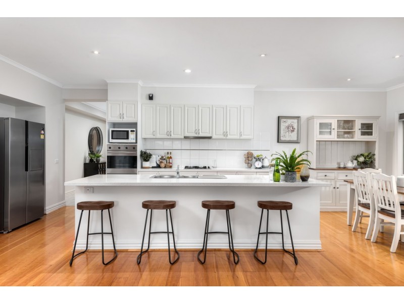 125 Edmund Rice Parade, Bundoora VIC 3083