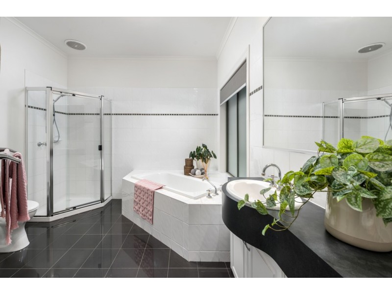 125 Edmund Rice Parade, Bundoora VIC 3083