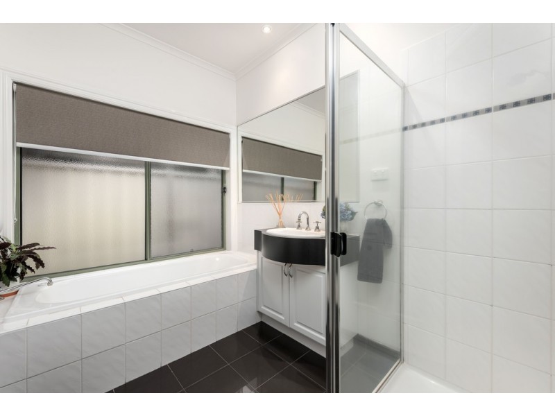 125 Edmund Rice Parade, Bundoora VIC 3083