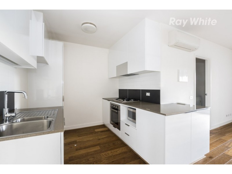 H602/12 Trenerry Crescent, Abbotsford VIC 3067