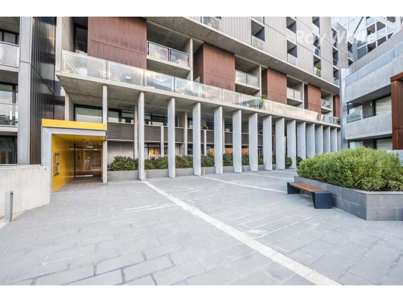 H602/12 Trenerry Crescent, Abbotsford VIC 3067