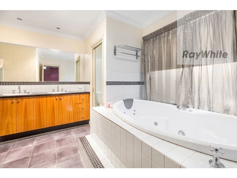 23 Howe Court, Bundoora VIC 3083