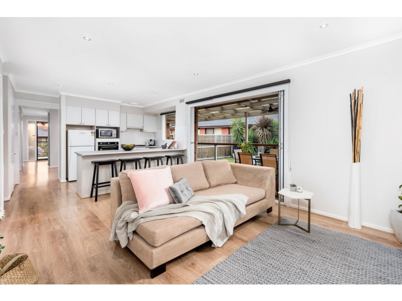 10 Penrith Crescent, Bundoora VIC 3083