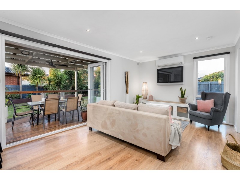 10 Penrith Crescent, Bundoora VIC 3083