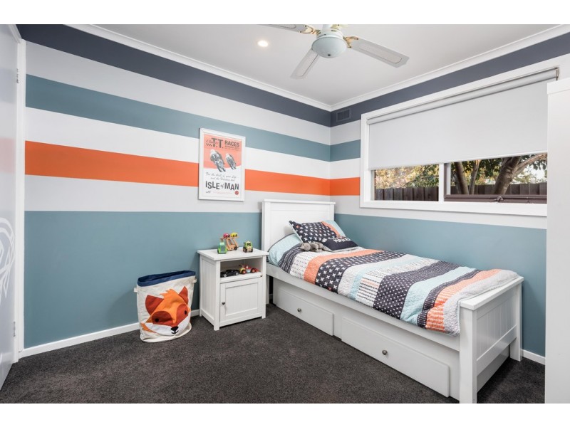 10 Penrith Crescent, Bundoora VIC 3083