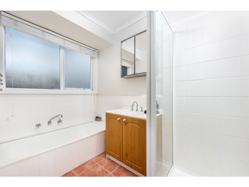 10 Penrith Crescent, Bundoora VIC 3083