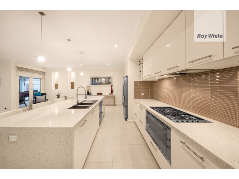 35 Forestwood Drive, Macleod VIC 3085