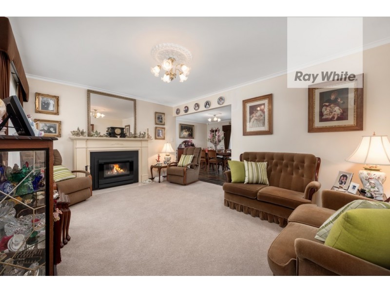 18 Dunbar Court, Lalor VIC 3075