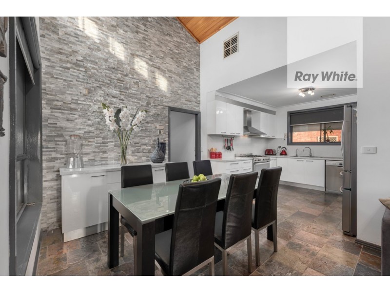 29 Hutchins Circuit, Bundoora VIC 3083