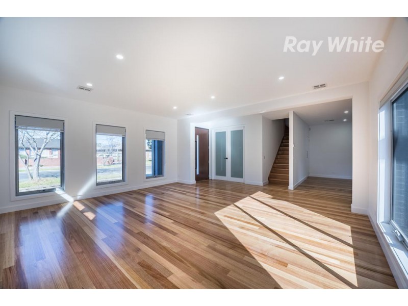 33 Milton Parade, Bundoora VIC 3083