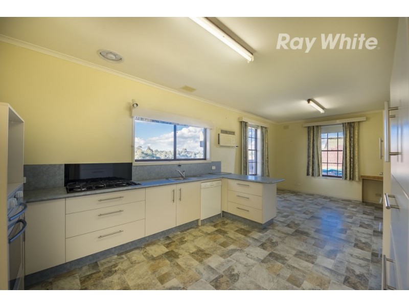 136 Greenhills Road, Bundoora VIC 3083