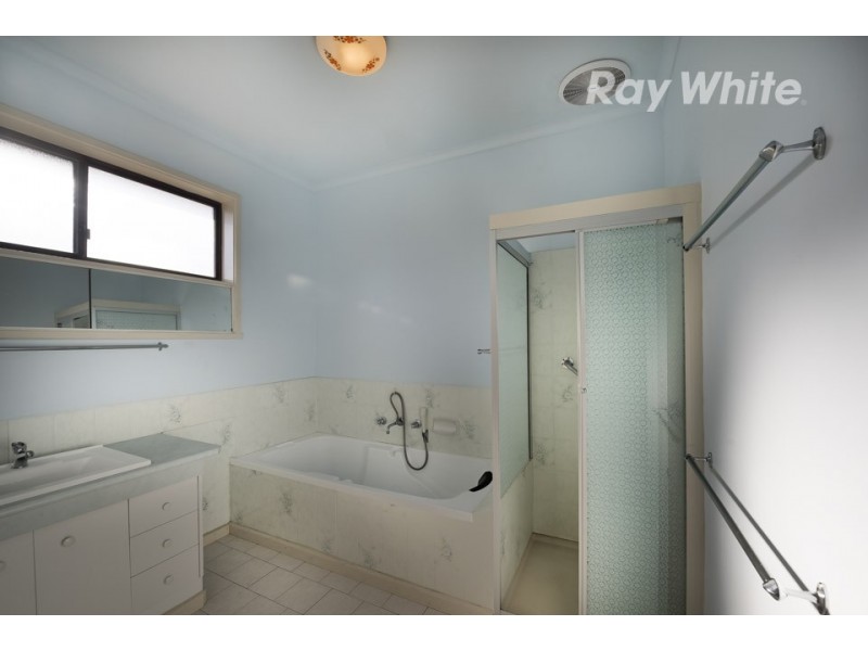 136 Greenhills Road, Bundoora VIC 3083