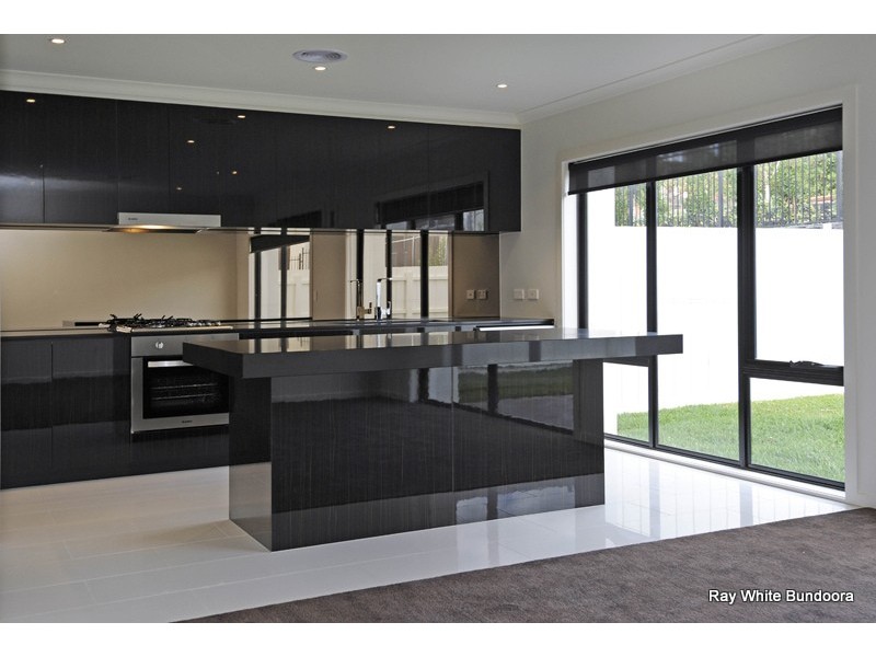 19 Greenwich Crescent, Bundoora VIC 3083